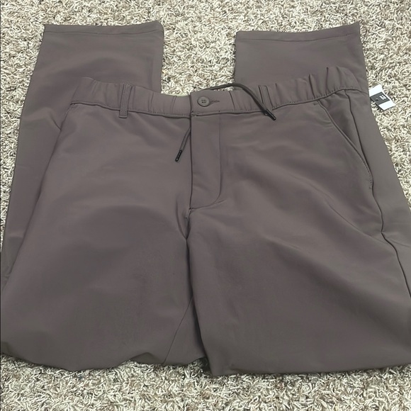 Goodfellow & Co Other - NWT Tech Trouser Brown Wrinkle resistant quick dry 4 way stretch size small